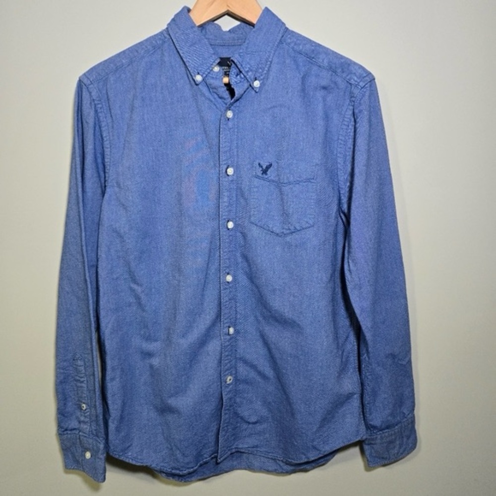 American Eagle Outfitters Classic Fit Mens Blue Medium Button-Down Shirt